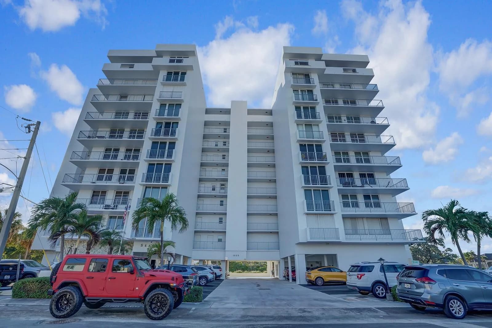 1609 N Riverside Drive # 304, Pompano Beach FL 33062