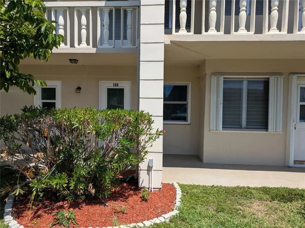 2115 NE 42nd Court # 104N, Lighthouse Point FL 33064
