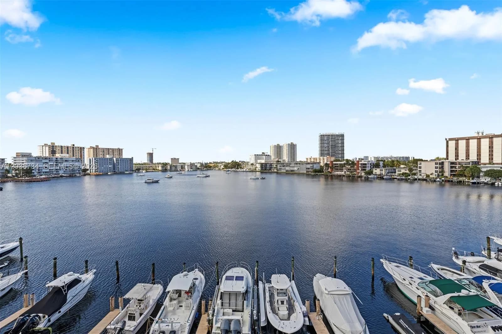 126 Golden Isles Dr # 62A, Hallandale Beach FL 33009