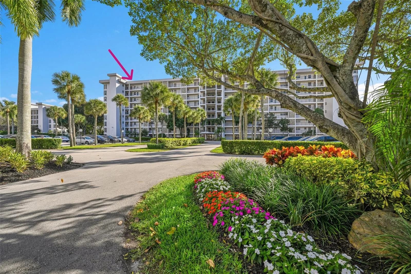 3050 N Palm Aire Drive # 909, Pompano Beach, FL 33069