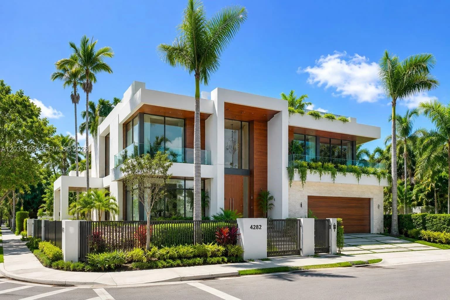 4282 NW 1st Ave, Miami, FL 33127