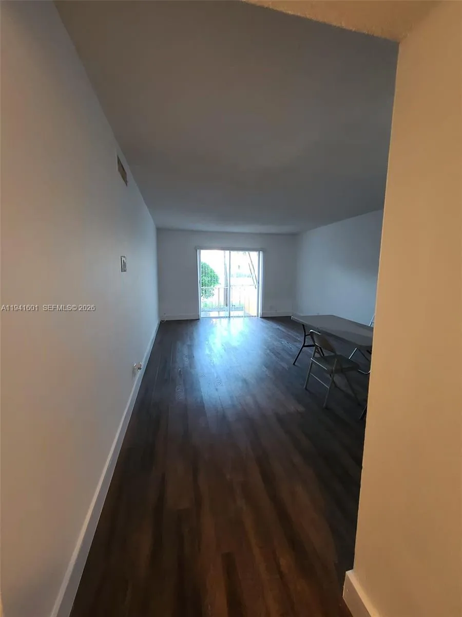 18111 NW 68th Ave # G106, Hialeah FL 33015