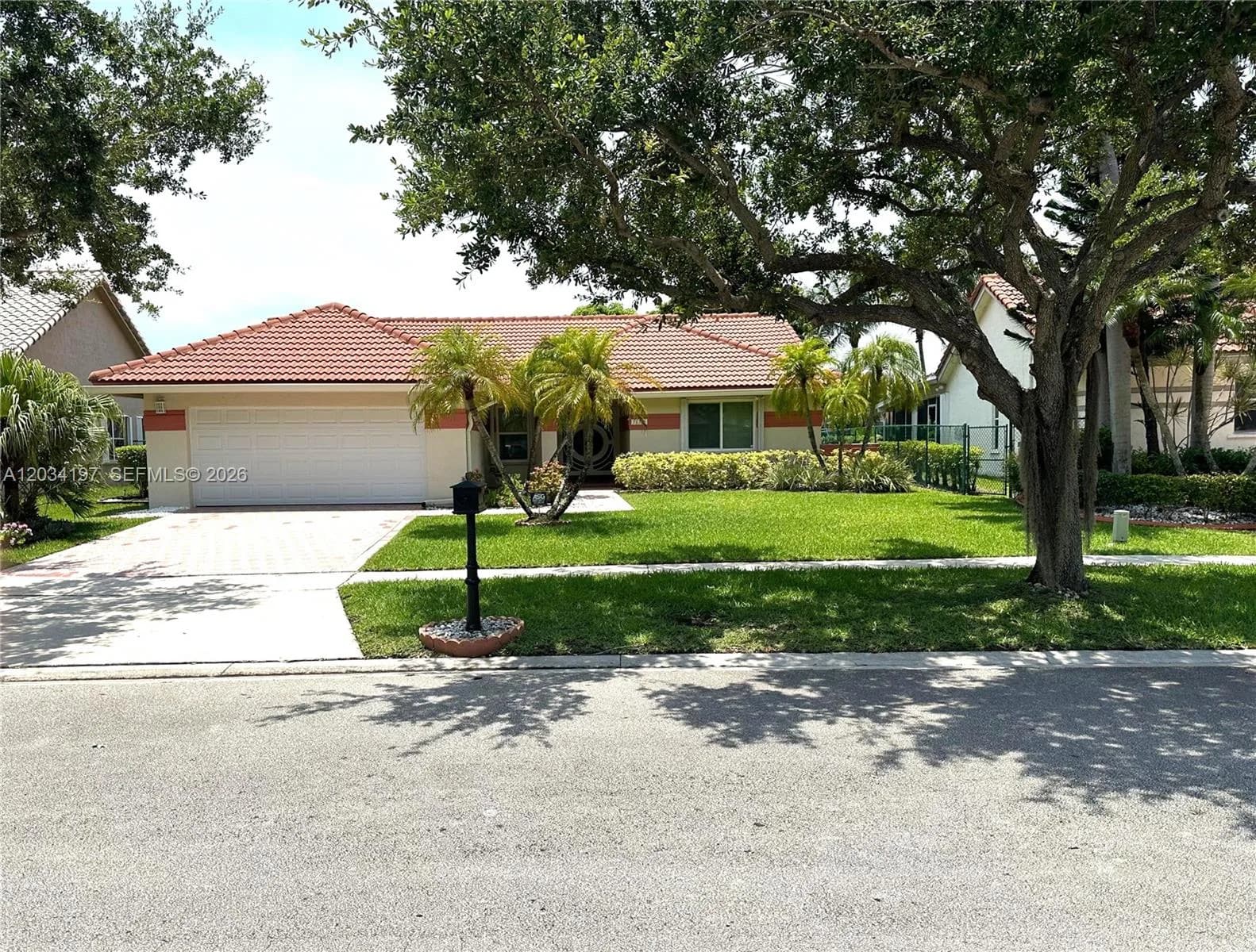 16328 NW 11th St, Pembroke Pines, FL 33028