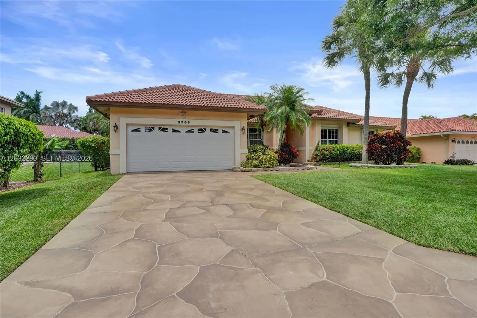 8269 NW 40th Ct, Coral Springs FL 33065