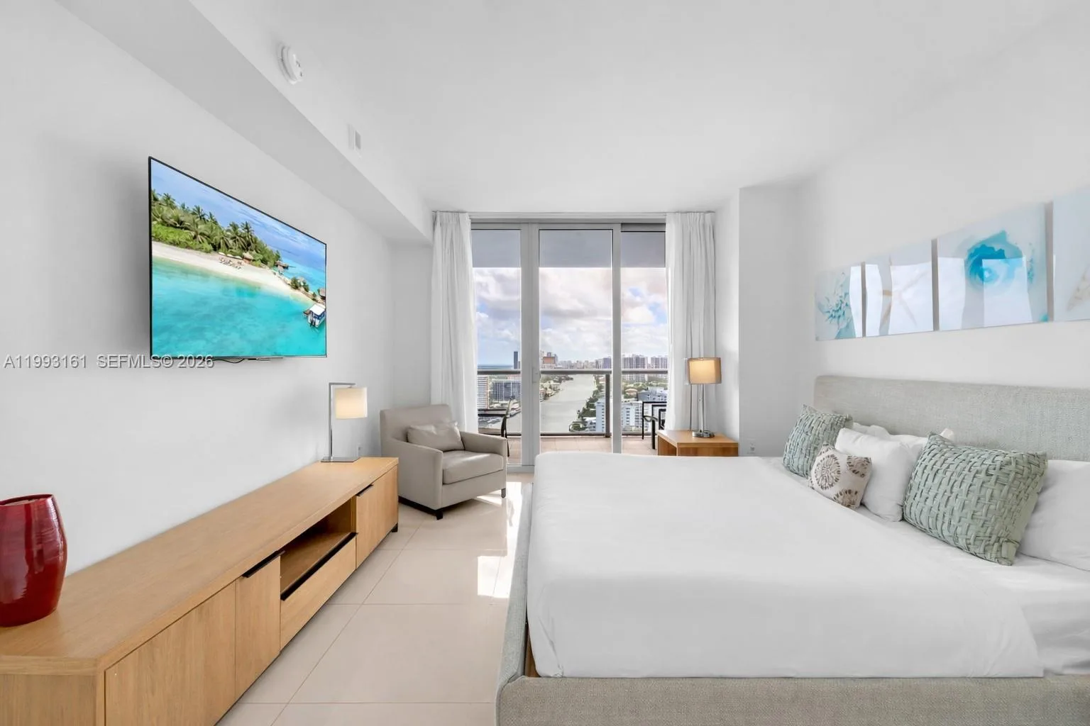 2602 E Hallandale Beach Blvd # R2805, Hallandale Beach FL 33009