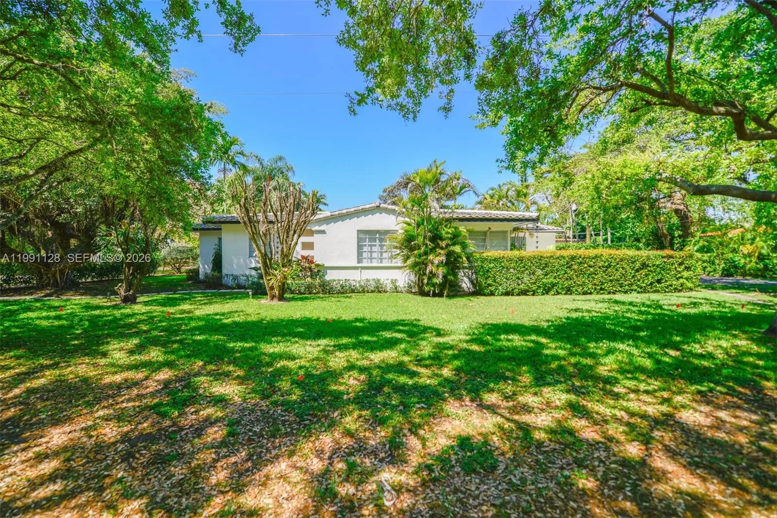 1201 Obispo Ave, Coral Gables, FL 33134