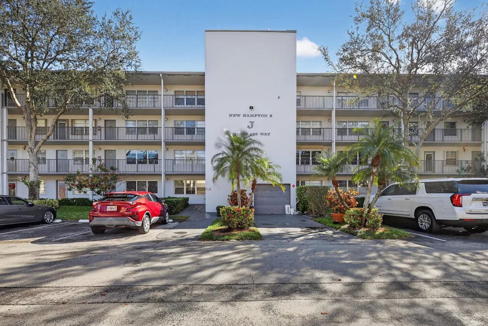 101 SW 132nd Way # 418J, Hollywood, FL 33027