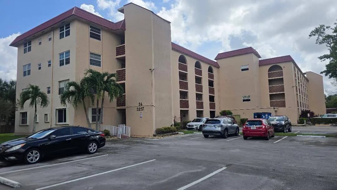 3251 Holiday Springs Boulevard # 302, Margate FL 33063