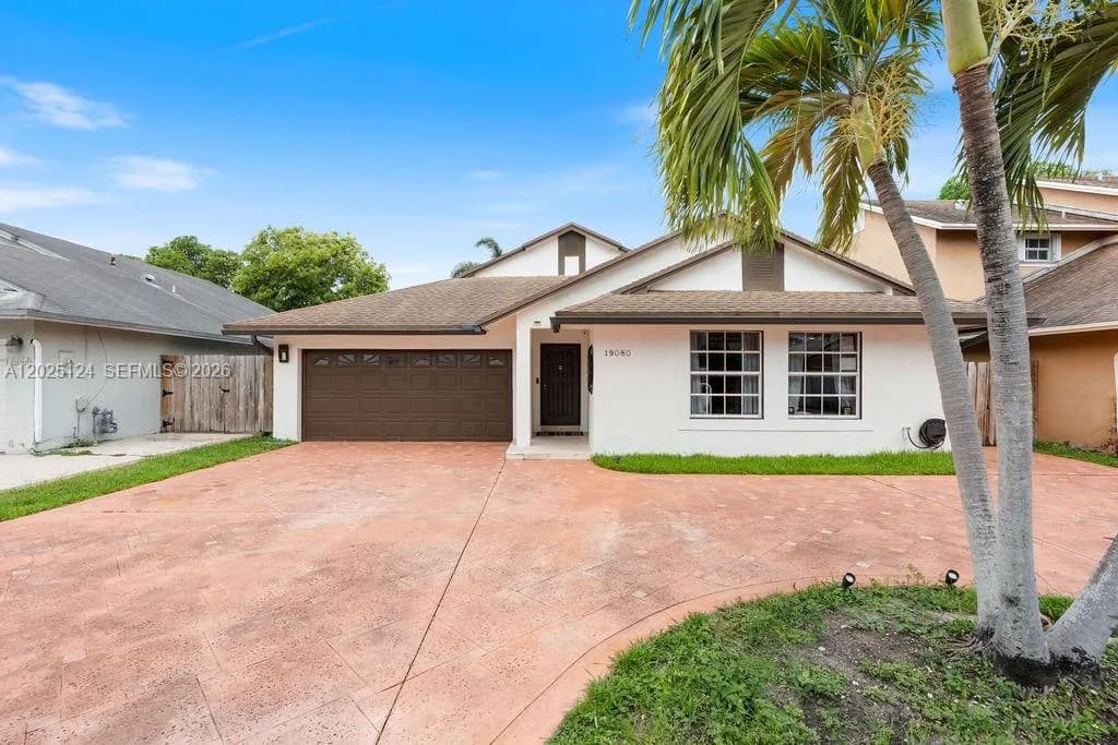 19080 NW 77th Ct, Hialeah FL 33015