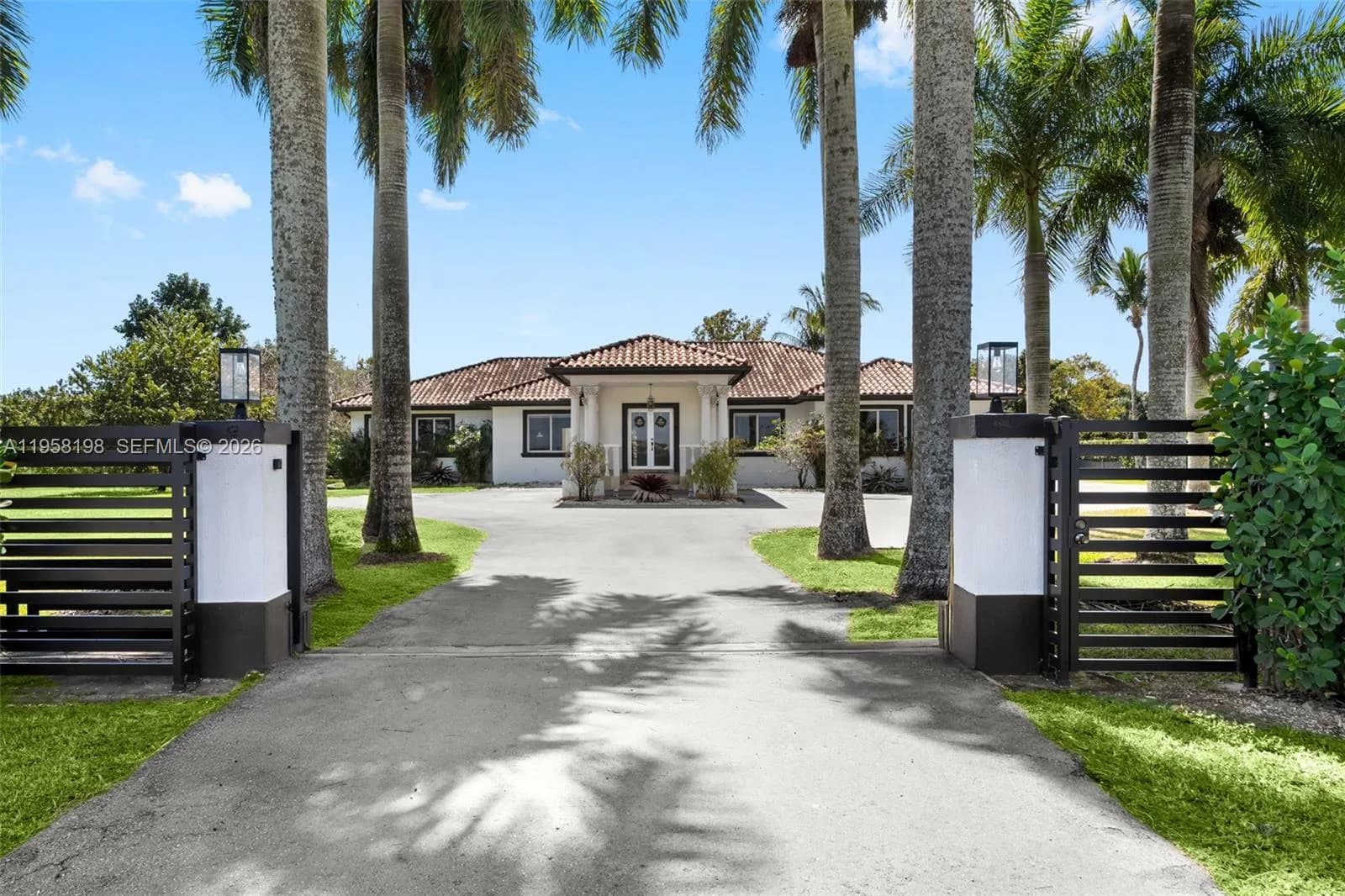 16800 SW 190th St, Miami FL 33187