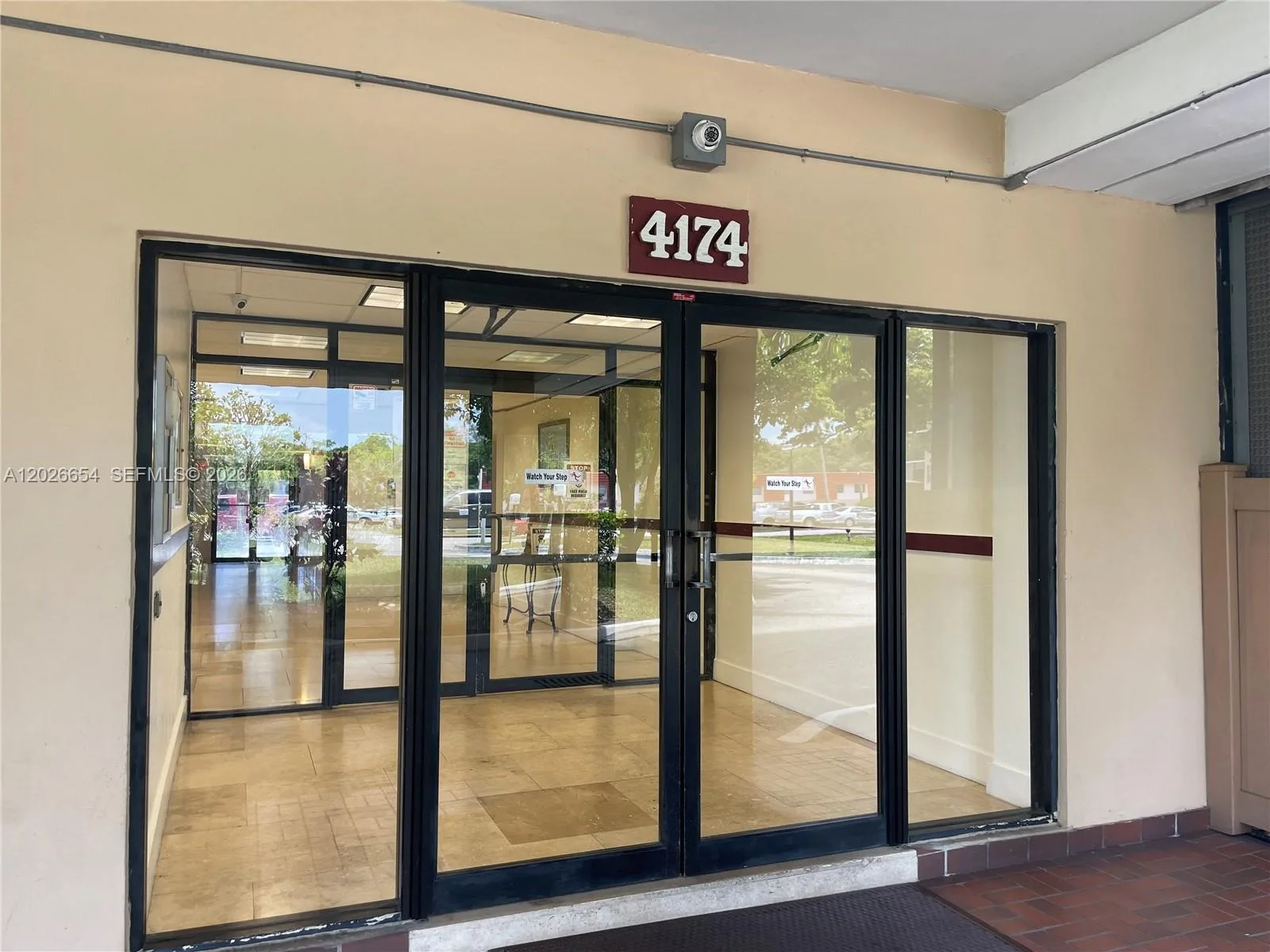 4174 Inverrary Dr # 903, Lauderhill FL 33319