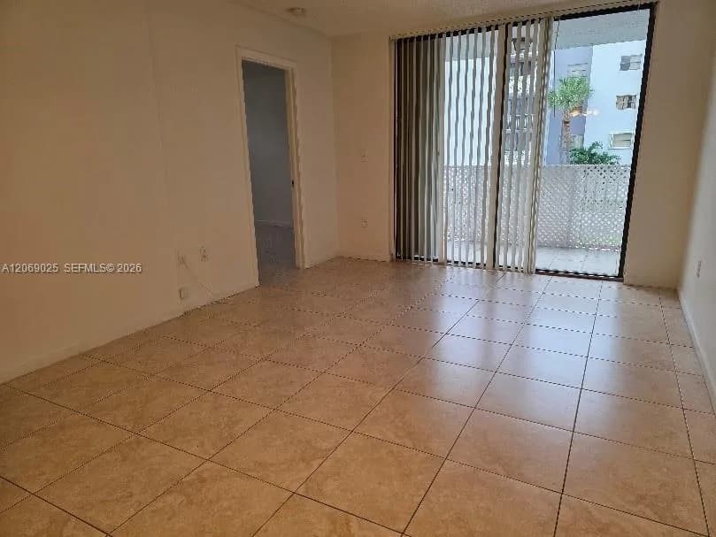8145 NW 7th St # 201, Miami, FL 33126