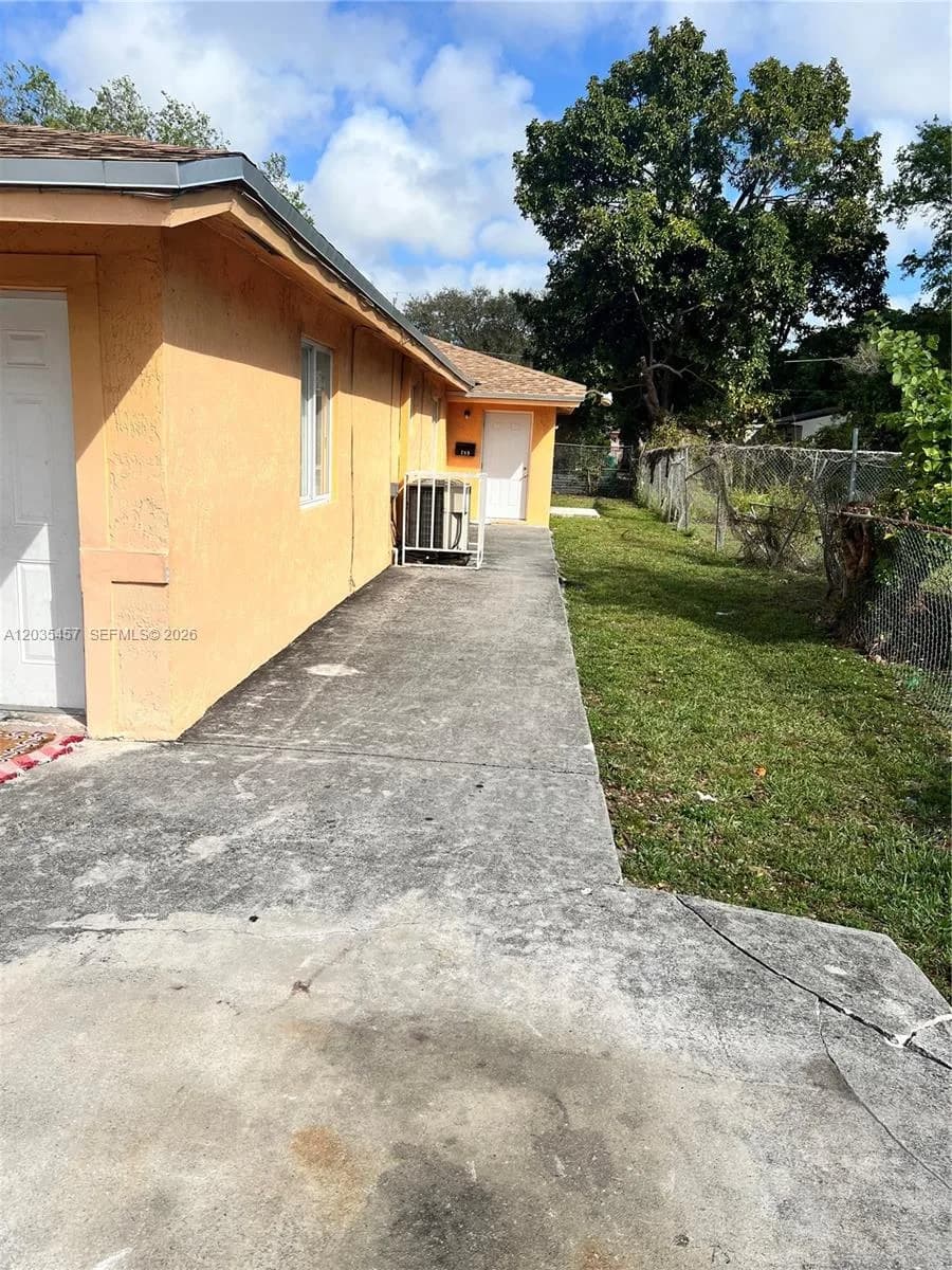 789 NW 55th Ter # B, Miami, FL 33127