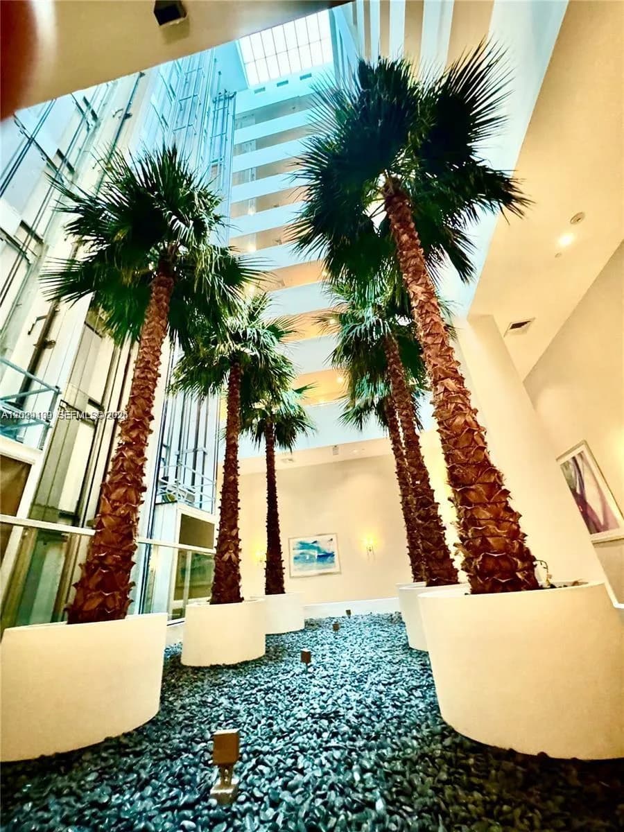3131 NE 188th St # 2-1213, Aventura FL 33180