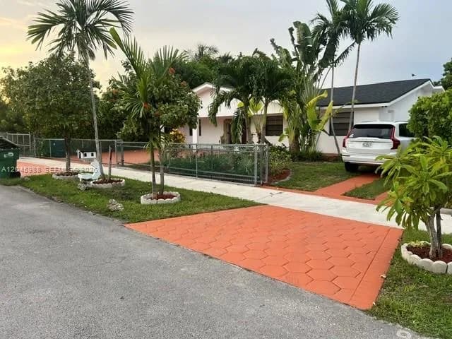 11461 SW 193rd St # 0, Miami, FL 33157