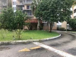 4174 Inverrary Drive # 907, Lauderhill FL 33319