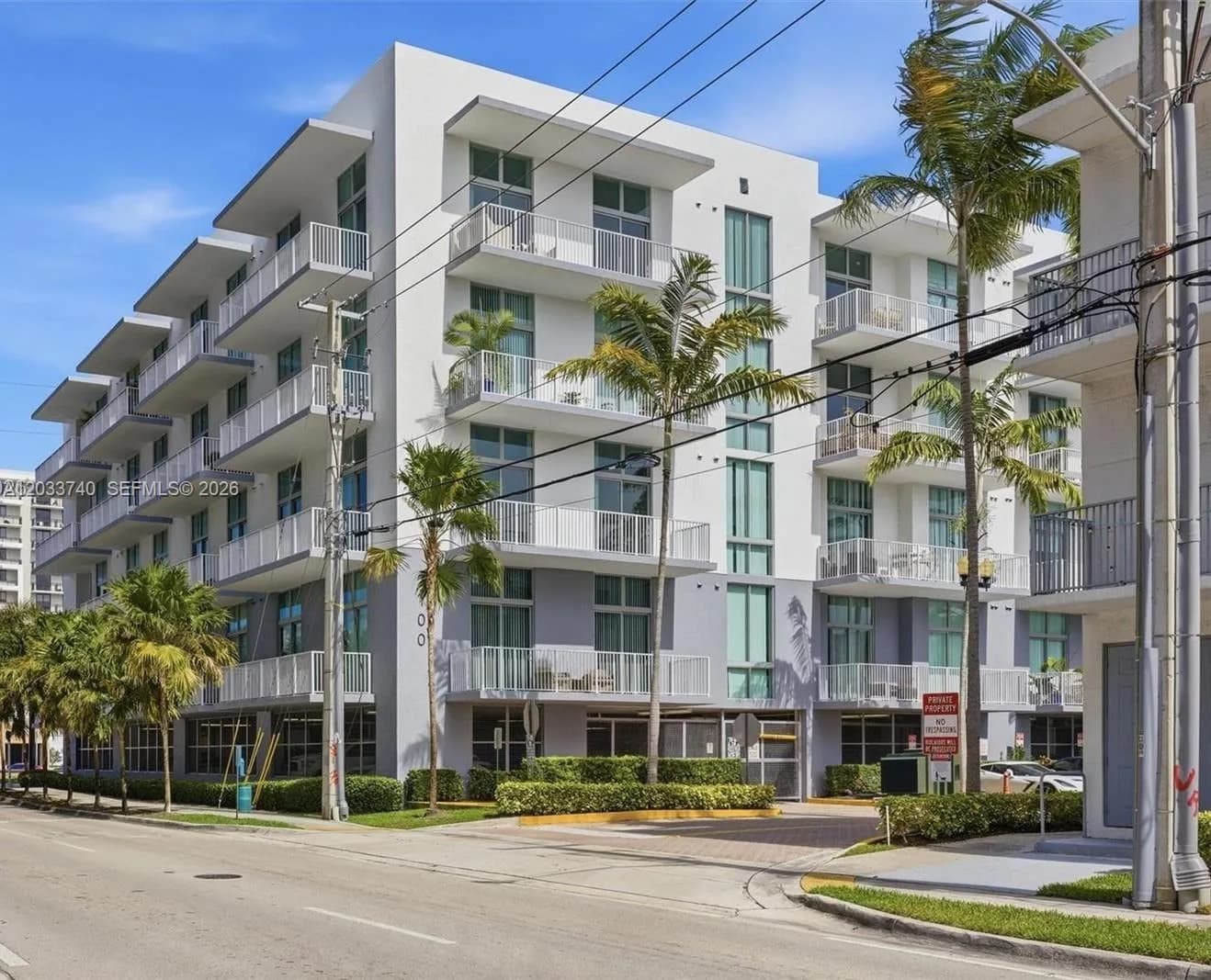 2100 Van Buren St # 322, Hollywood, FL 33020