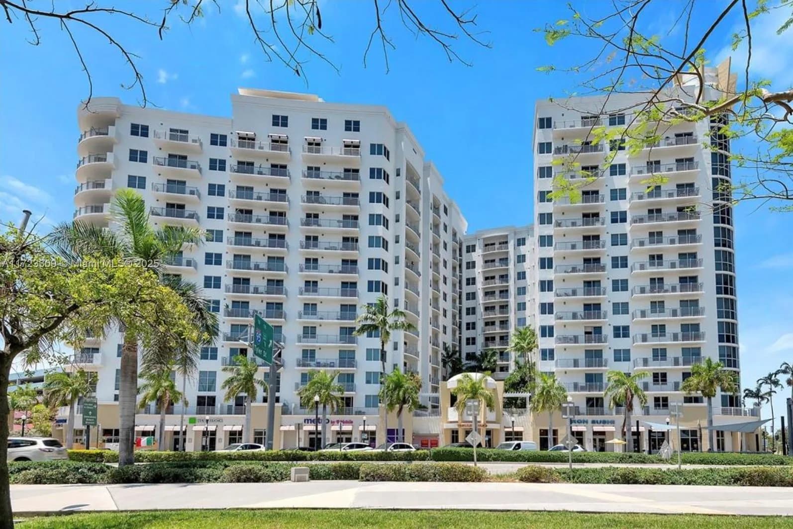 1830 Radius Dr # 516, Hollywood, FL 33020