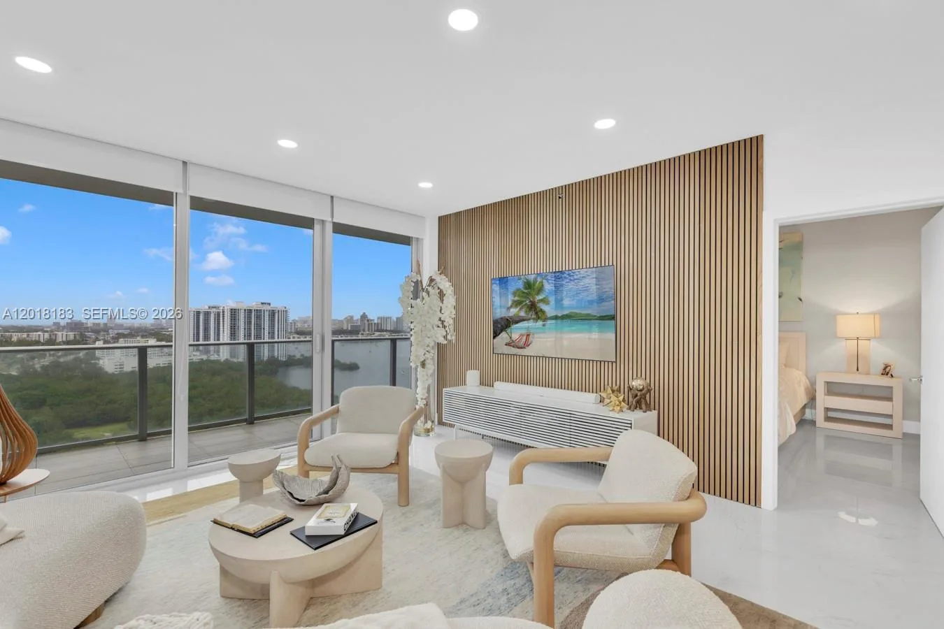 16385 Biscayne Blvd # 2101, North Miami Beach, FL 33160