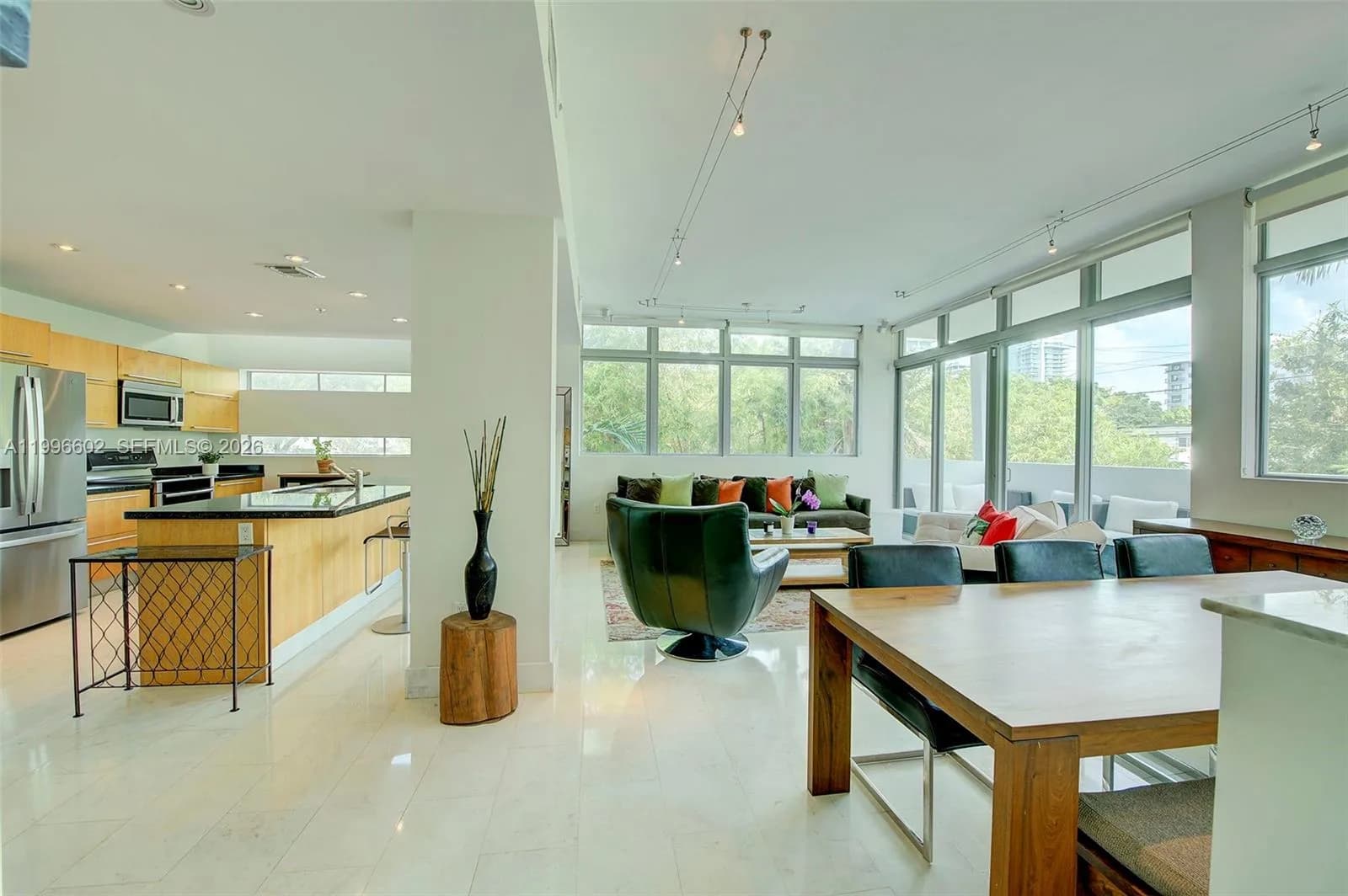 1577 Bay Rd # 201, Miami Beach FL 33139