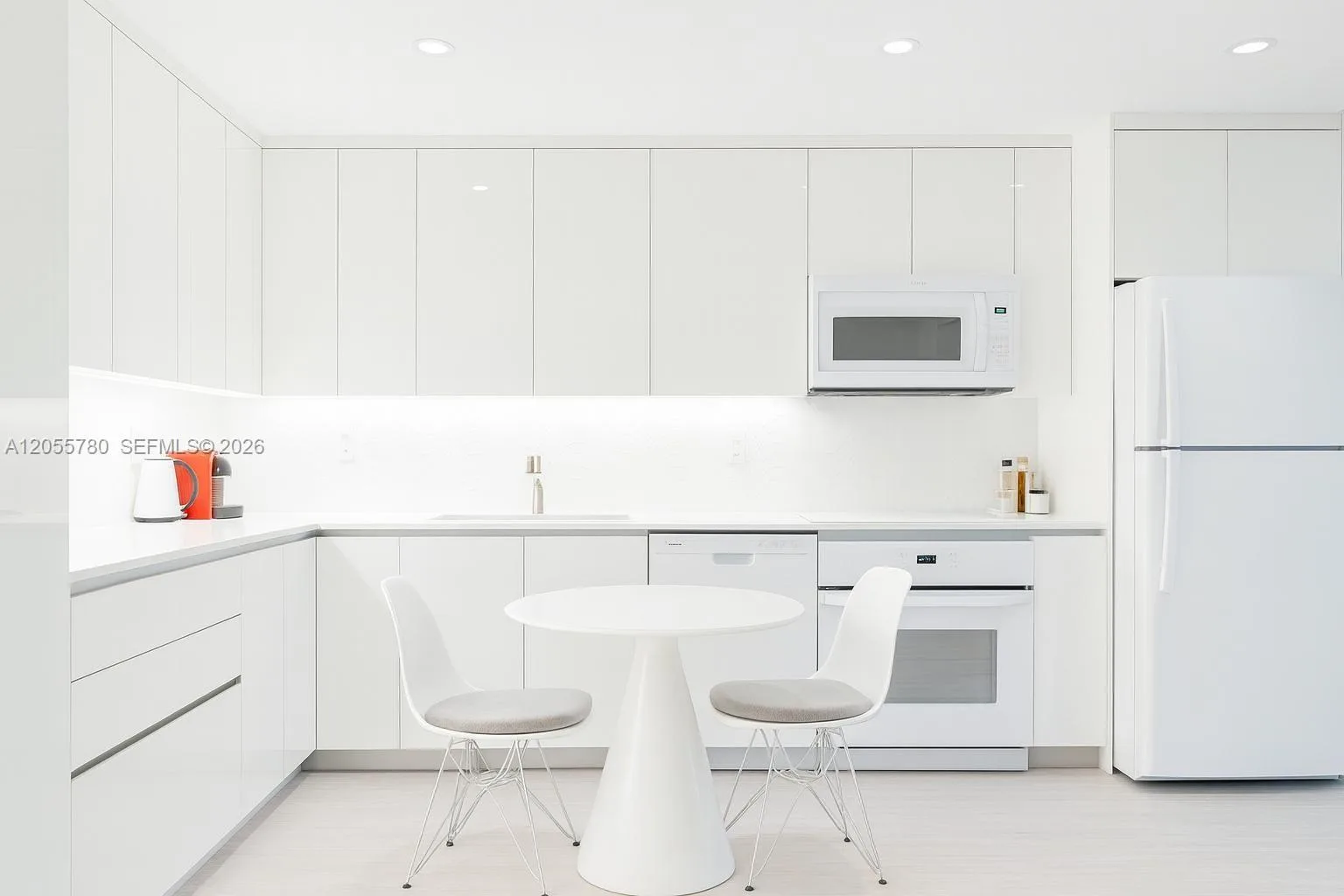 2301 Collins Ave # 636, Miami Beach, FL 33139