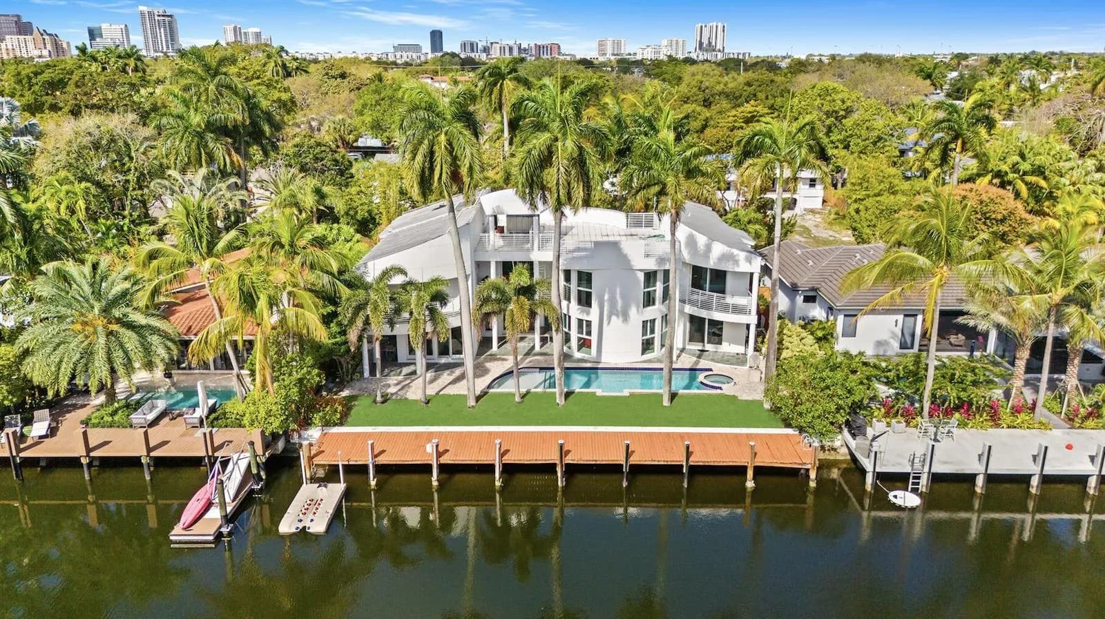 450 Victoria Terrace, Fort Lauderdale, FL 33301