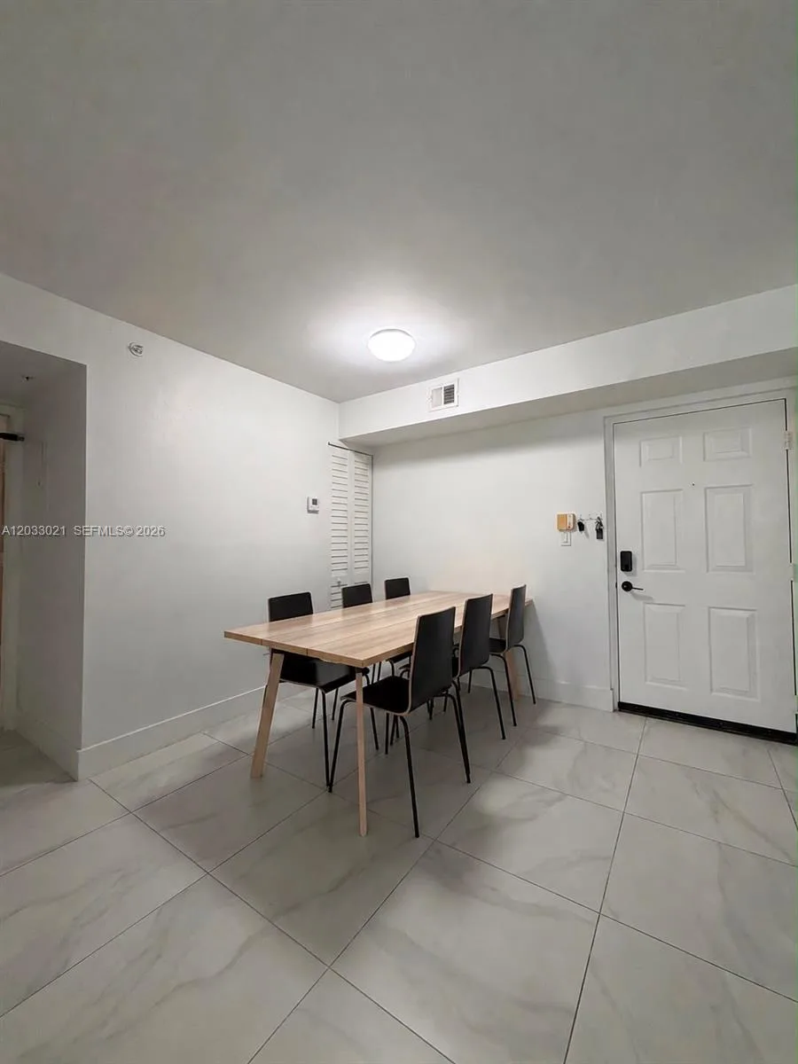 4540 NW 107th Ave # 206-11, Doral FL 33178