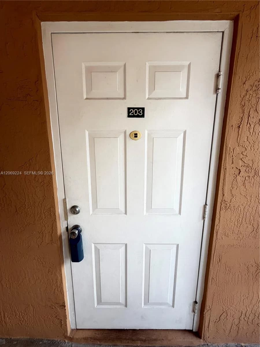 7250 NW 177th St # 203-16, Hialeah, FL 33015