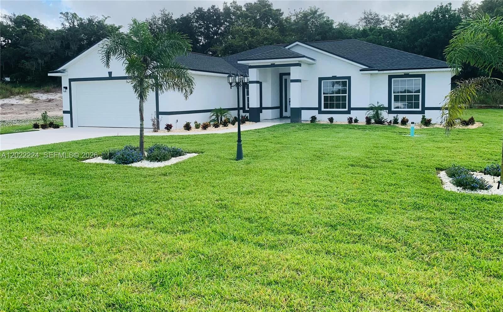 120 CLINTON AVENUE, Lake Placid FL 33852