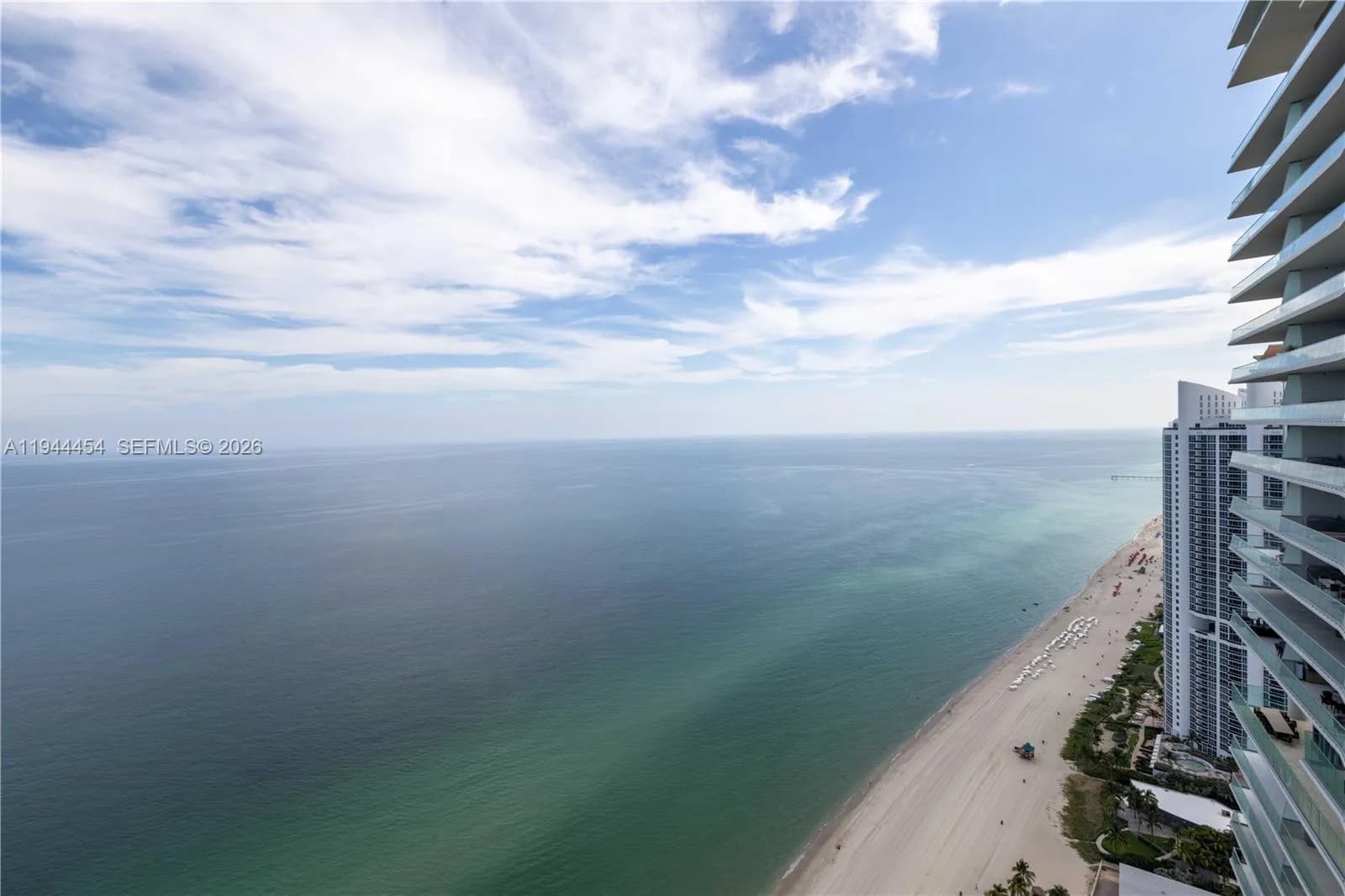 18555 Collins Ave # 4601, Sunny Isles Beach, FL 33160