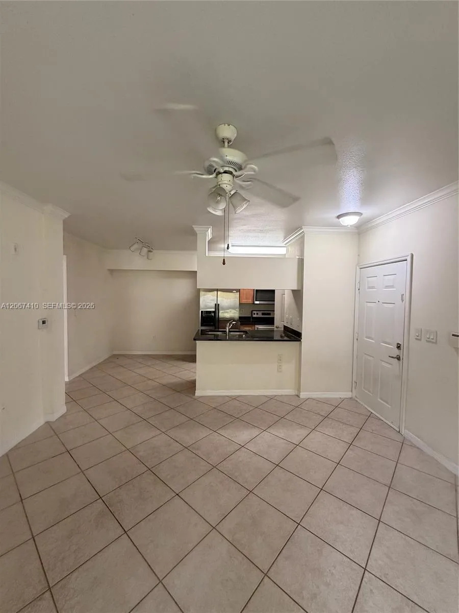 6492 Emerald Dunes Dr # 107, West Palm Beach FL 33411