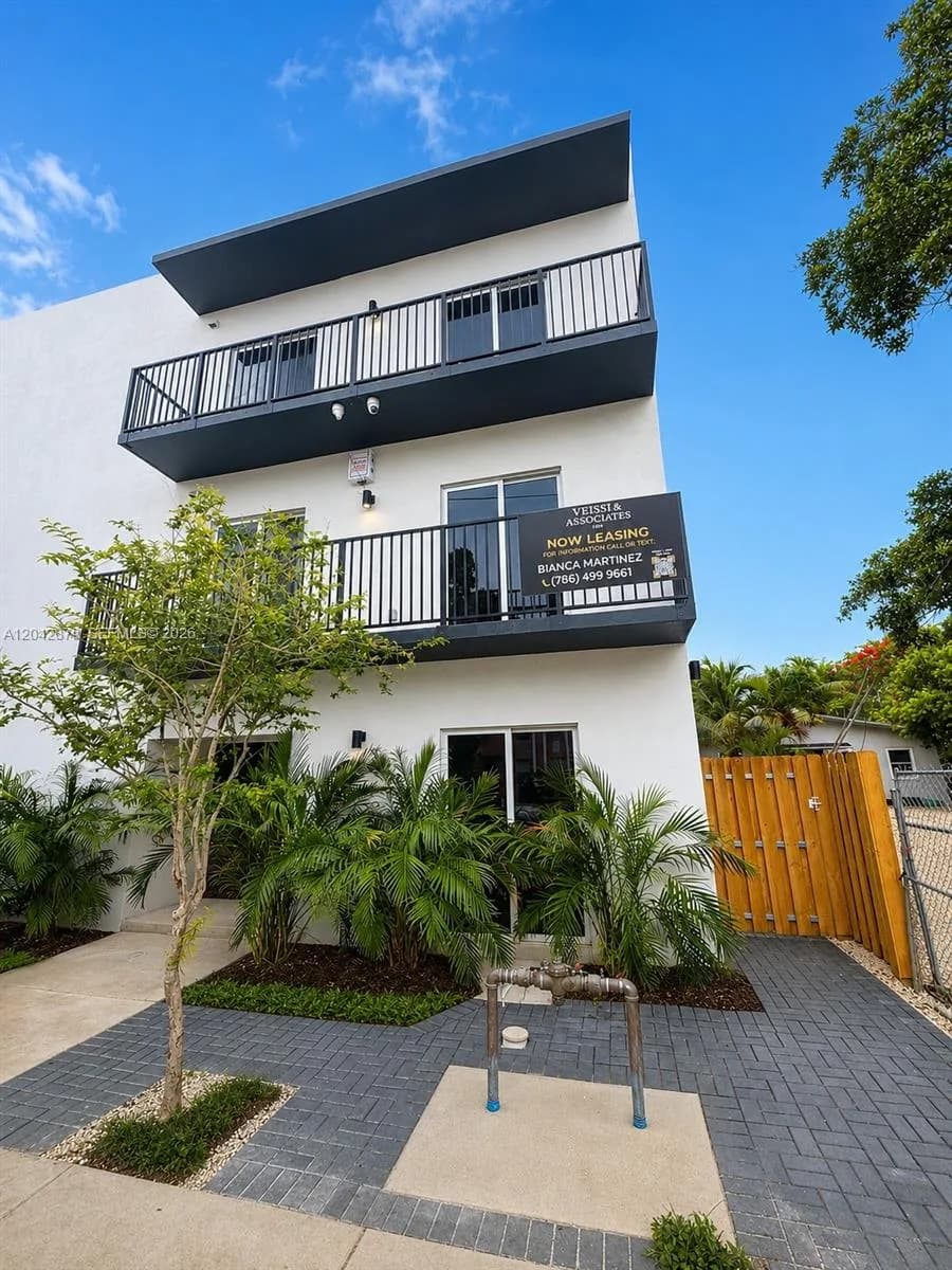 8106 NE 1st Ave # 5, Miami, FL 33138