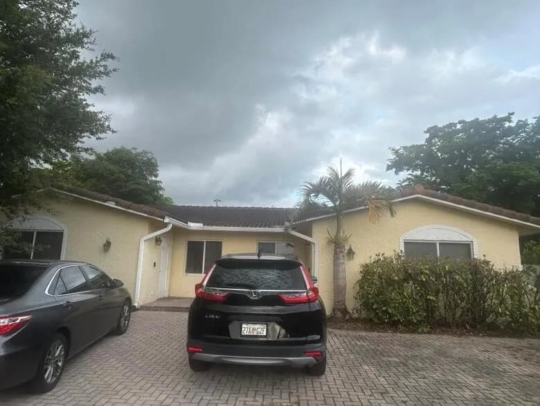 8362 NW 23rd Manor, Coral Springs, FL 33065