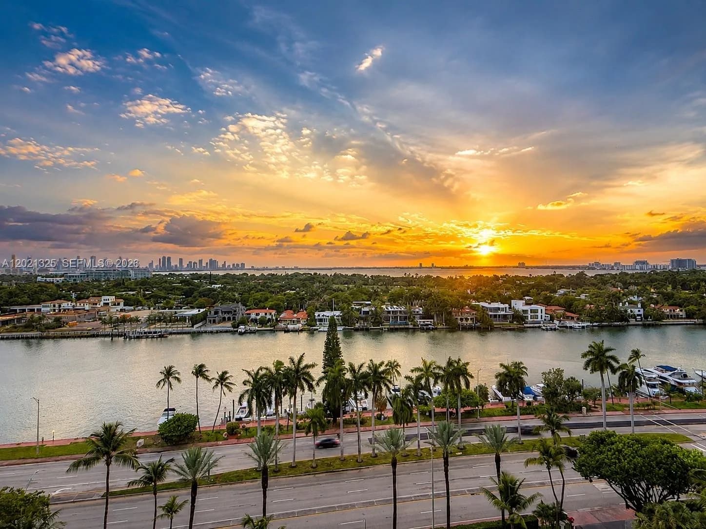 5151 Collins Ave # 1520, Miami Beach FL 33140