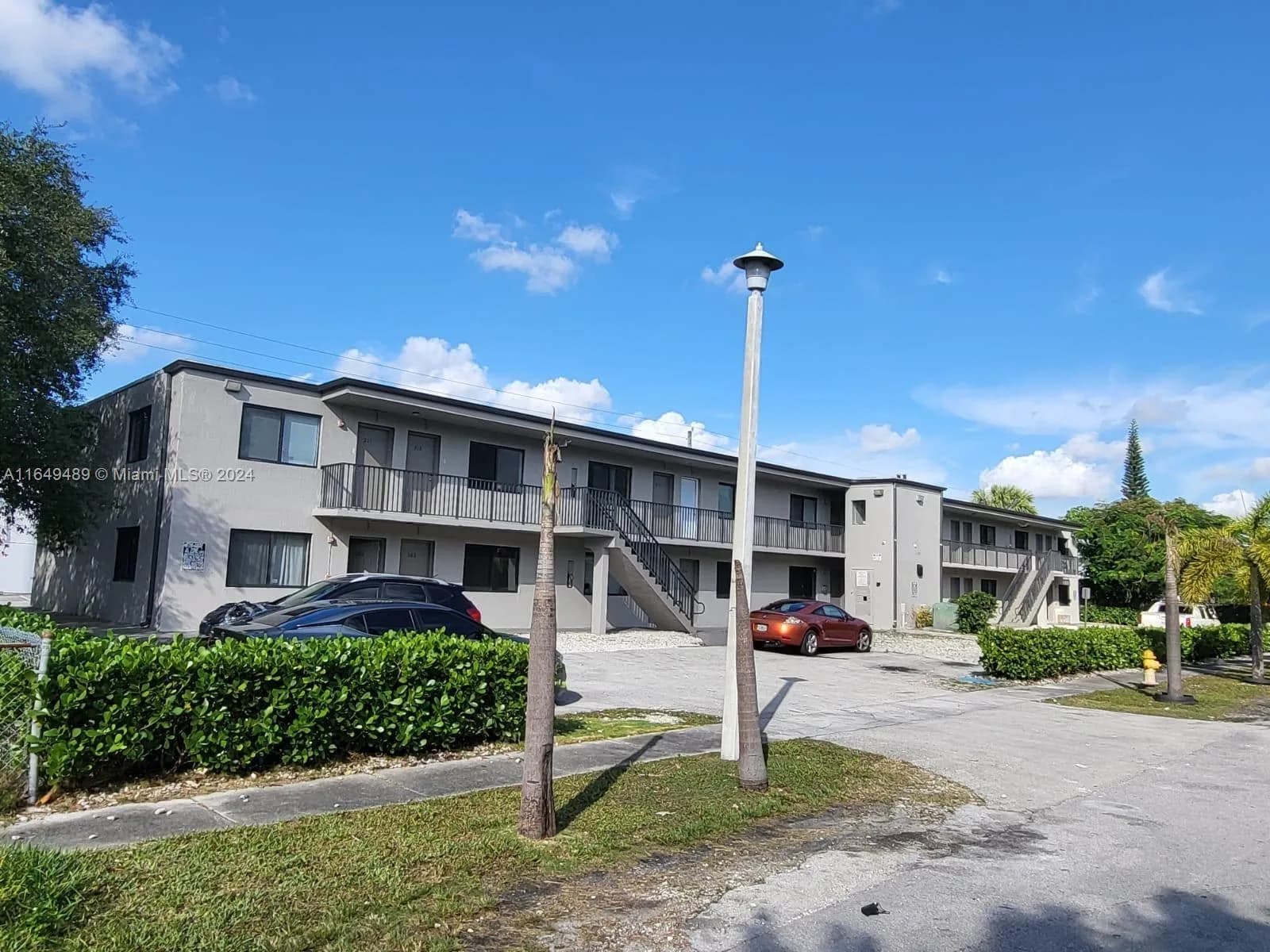 14100 NW 6th Ct # 109, North Miami, FL 33168
