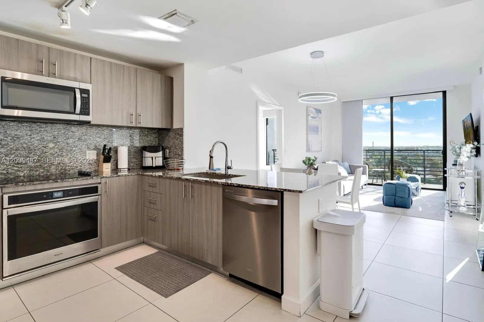 5350 NW 84th Ave # 909, Doral FL 33166