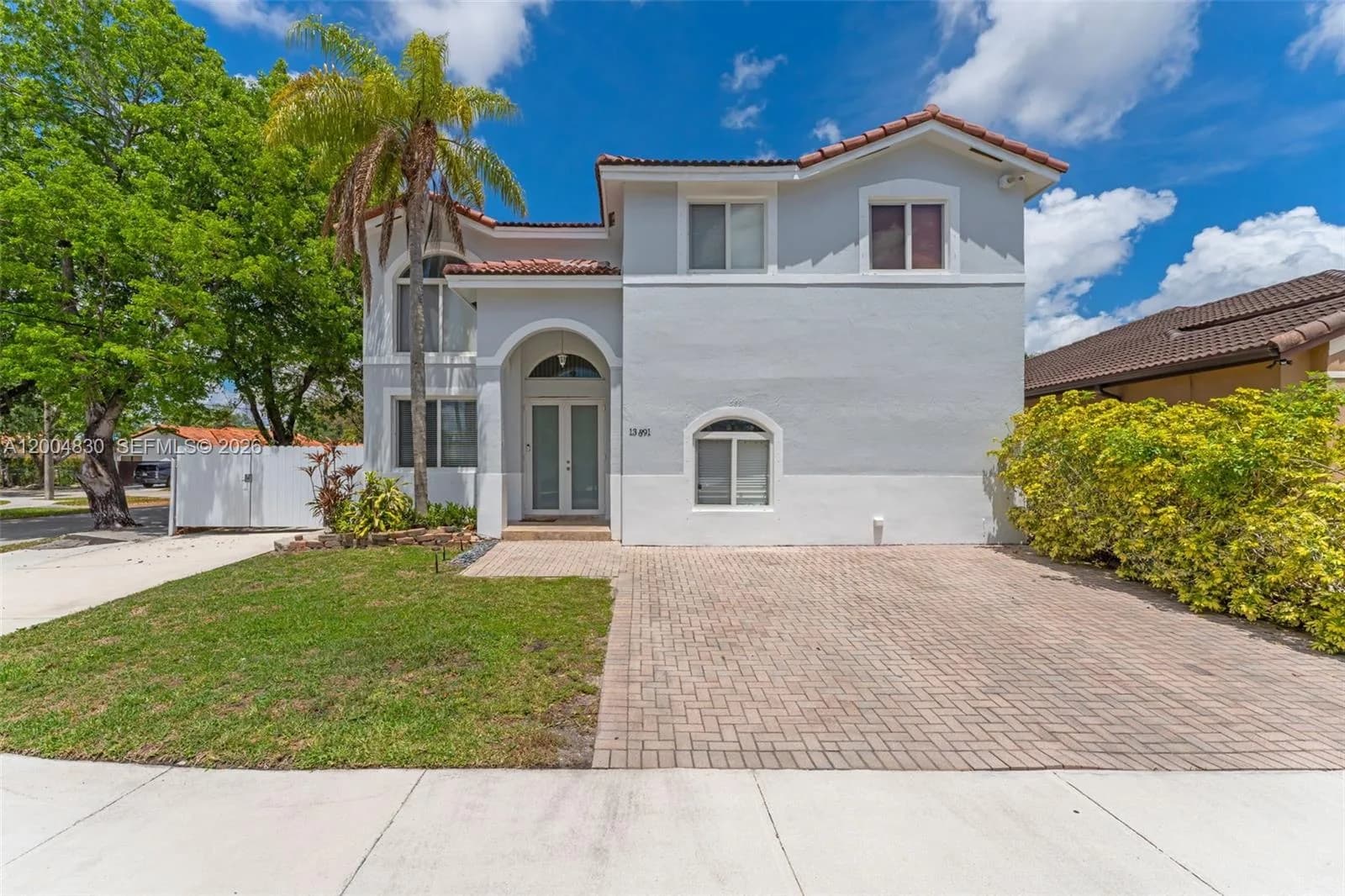 13891 SW 39th Ter, Miami, FL 33175