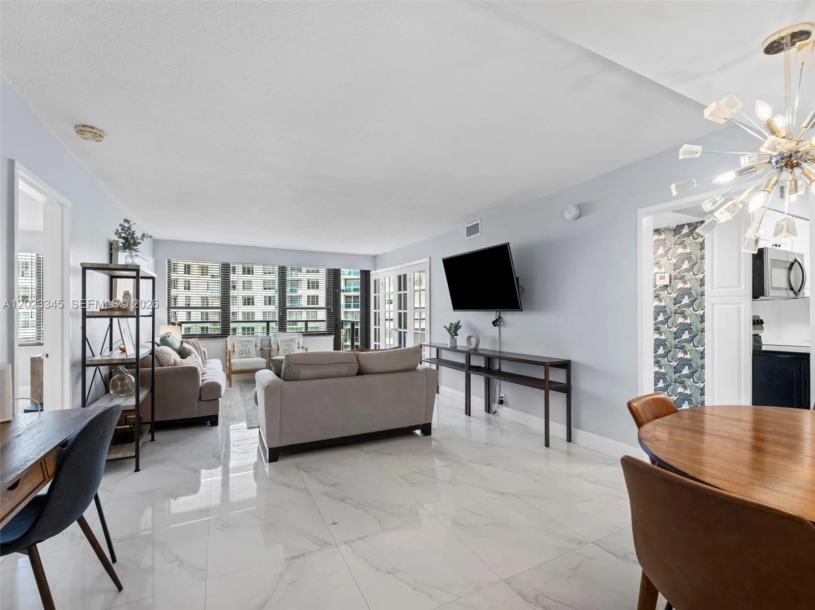 5225 Collins Ave # 1509, Miami Beach FL 33140