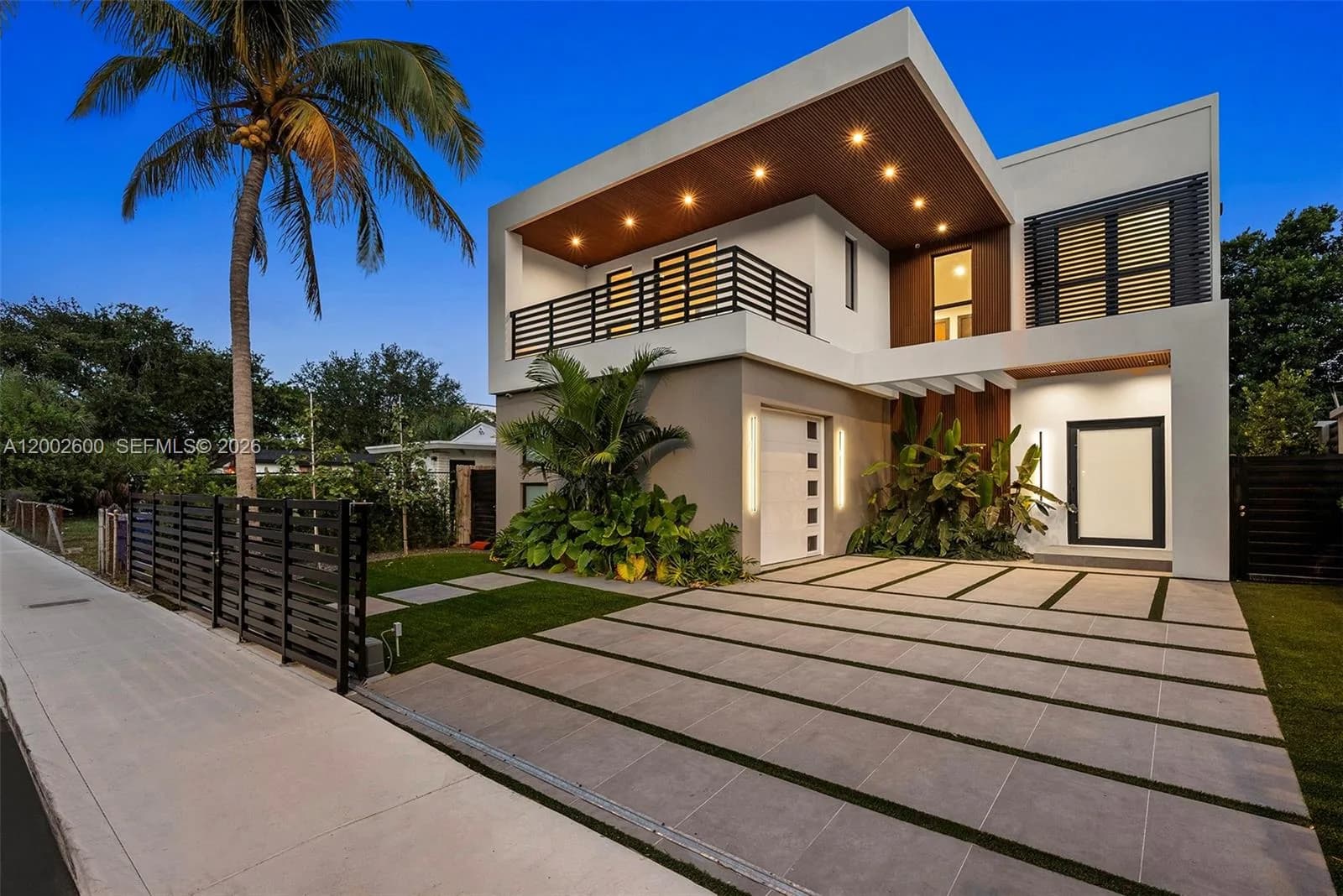 260 NW 47th St, Miami FL 33127