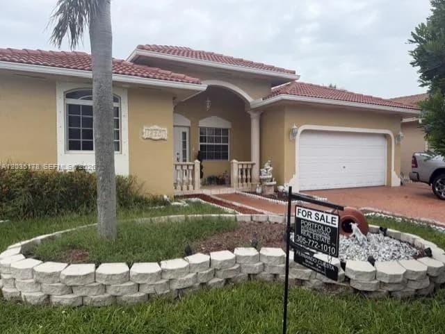 18201 SW 144th Ct, Miami, FL 33177