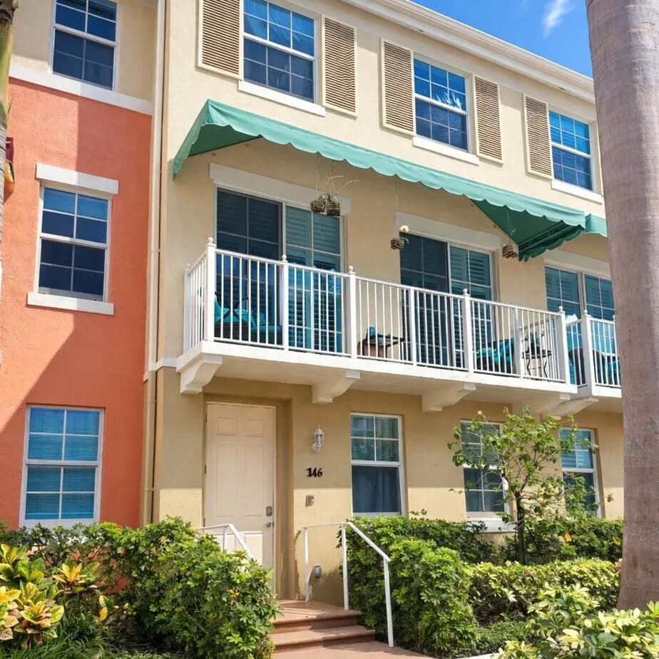 146 Moorings Drive, Lantana FL 33462