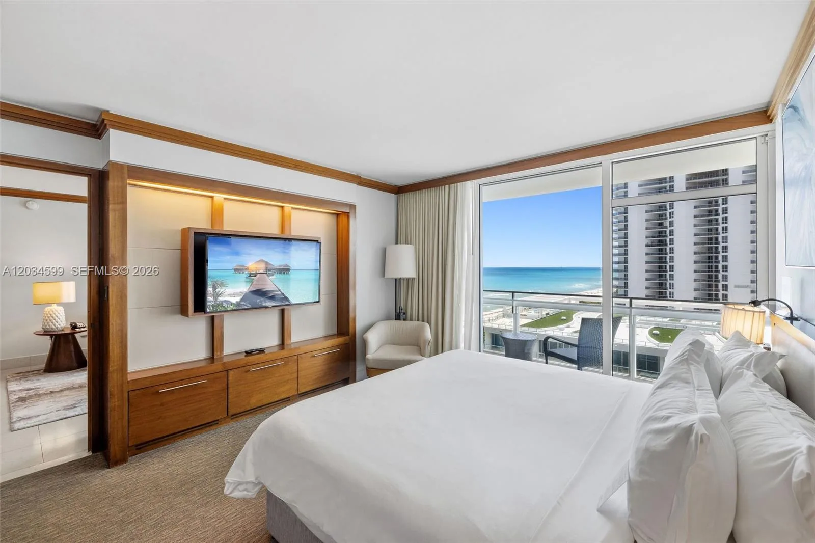 6801 Collins Ave # 1010, Miami Beach, FL 33141