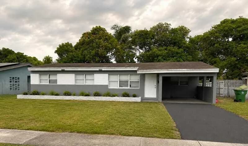 1067 Iroquois Avenue, Fort Lauderdale, FL 33312