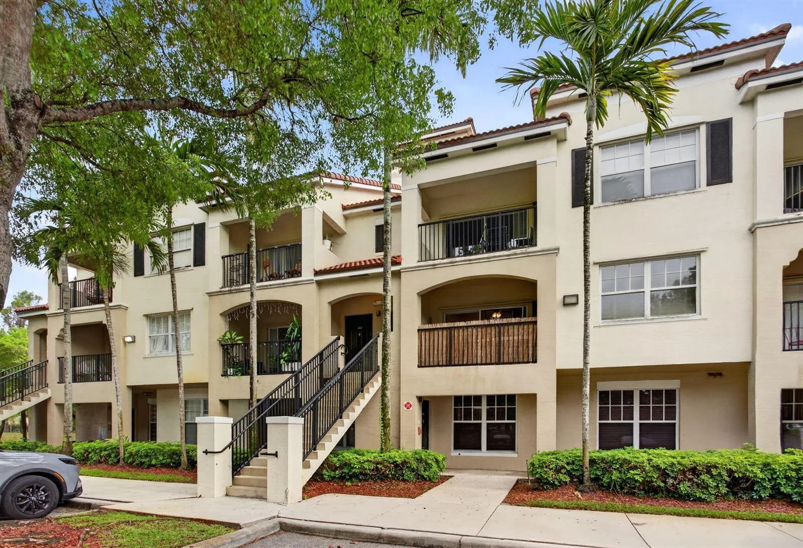 5880 W Sample Road # 206, Coral Springs, FL 33067