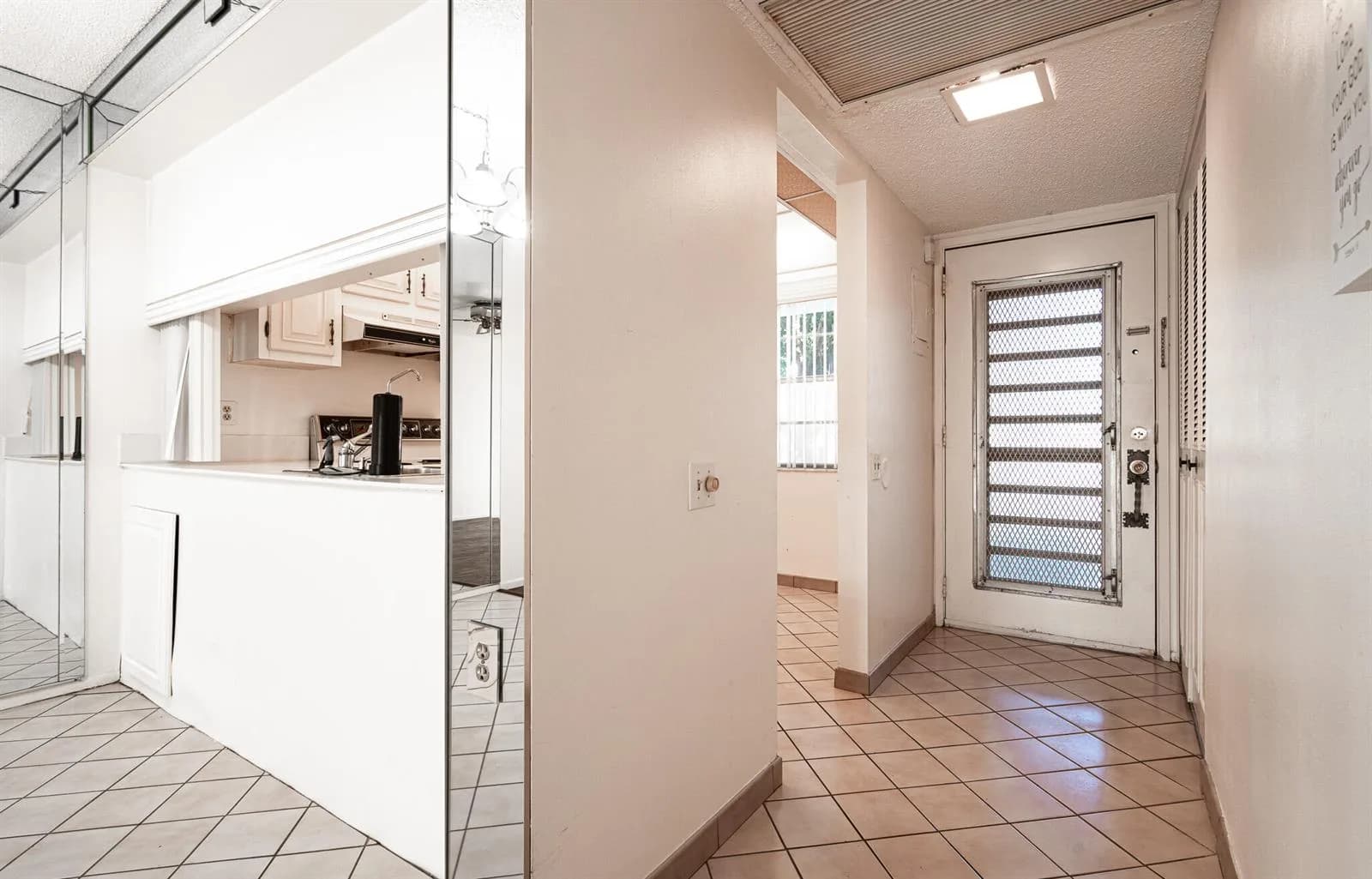 4602 Martinique Way # E1, Coconut Creek FL 33066