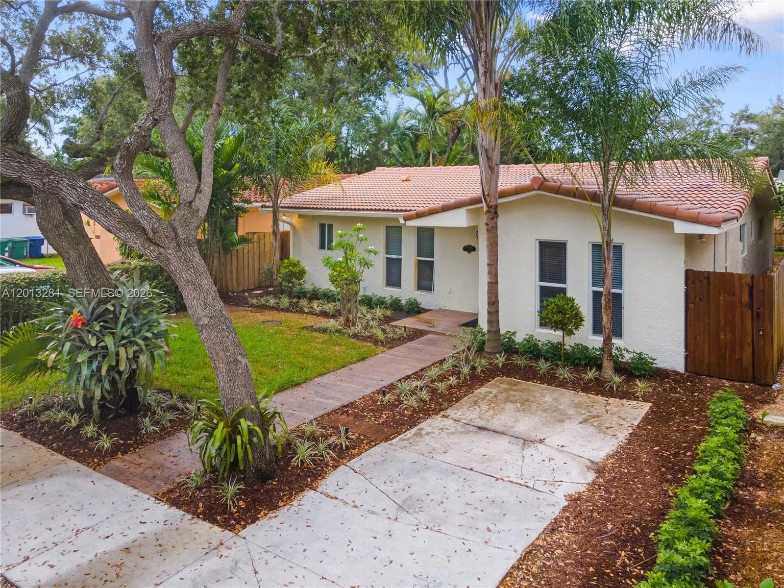 5770 SW 55 st, Miami, FL 33155