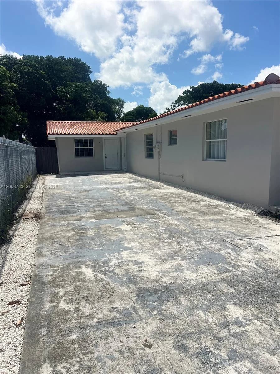 1244 NW 32nd Pl # 1244, Miami, FL 33125