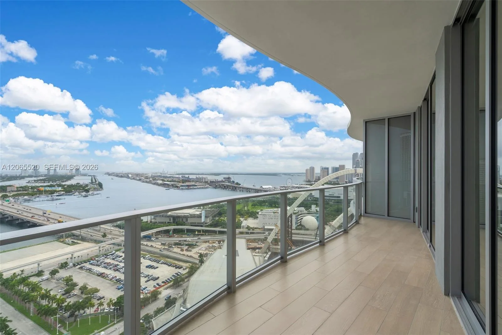 1400 Biscayne Blvd # 2905, Miami, FL 33132
