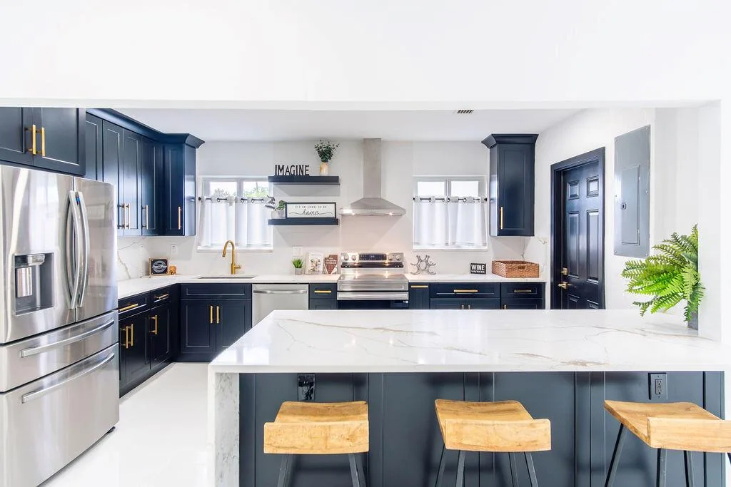 6370 Plunkett Street, Hollywood FL 33023