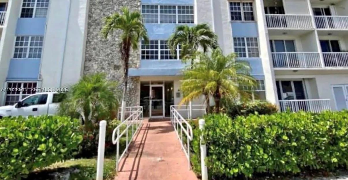 3551 SW 9th Ter # 409, Miami, FL 33135